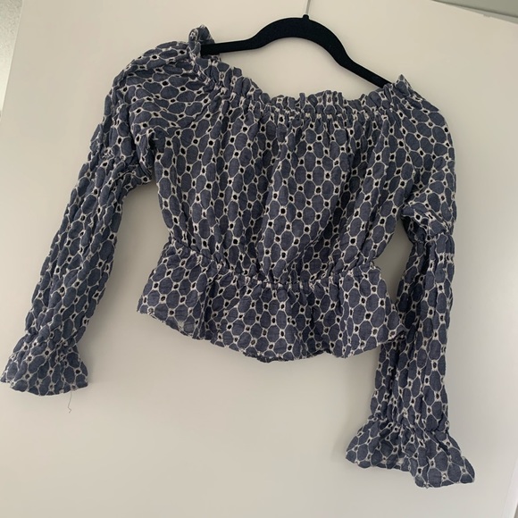 Cropped, eyelet off shoulder top - Picture 2 of 2